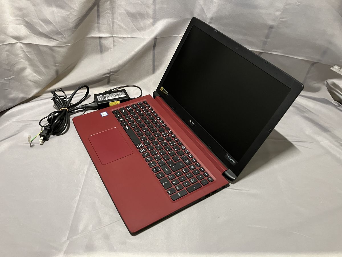 ACER N16Q7 ノートパソコン 赤