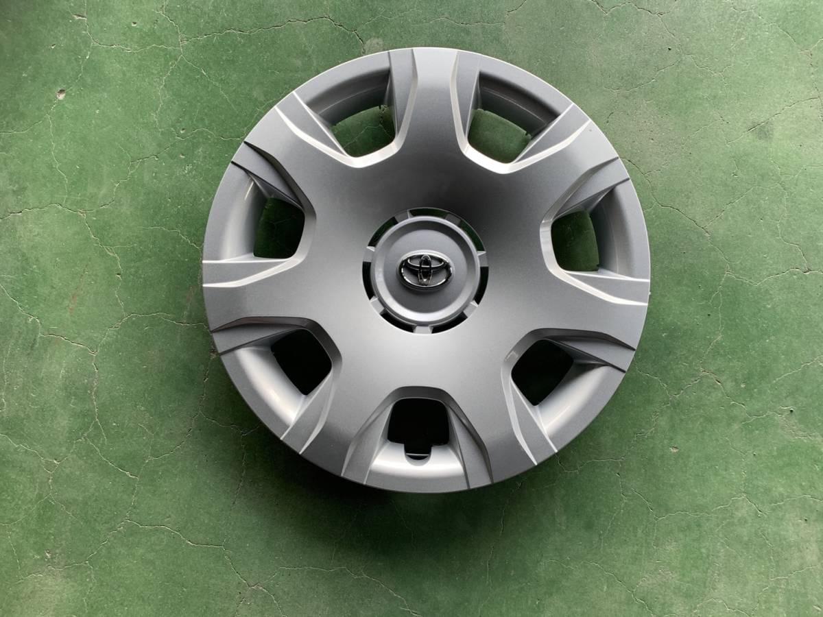 200系ハイエース 純正ホイールキャップ（新車外し） （未使用に