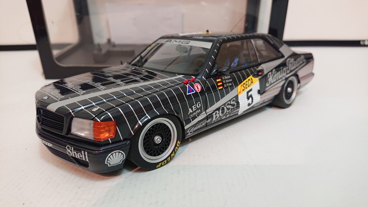 オートアート 1/18 メルセデス•ベンツ 500SEC Autoart 目立った傷や