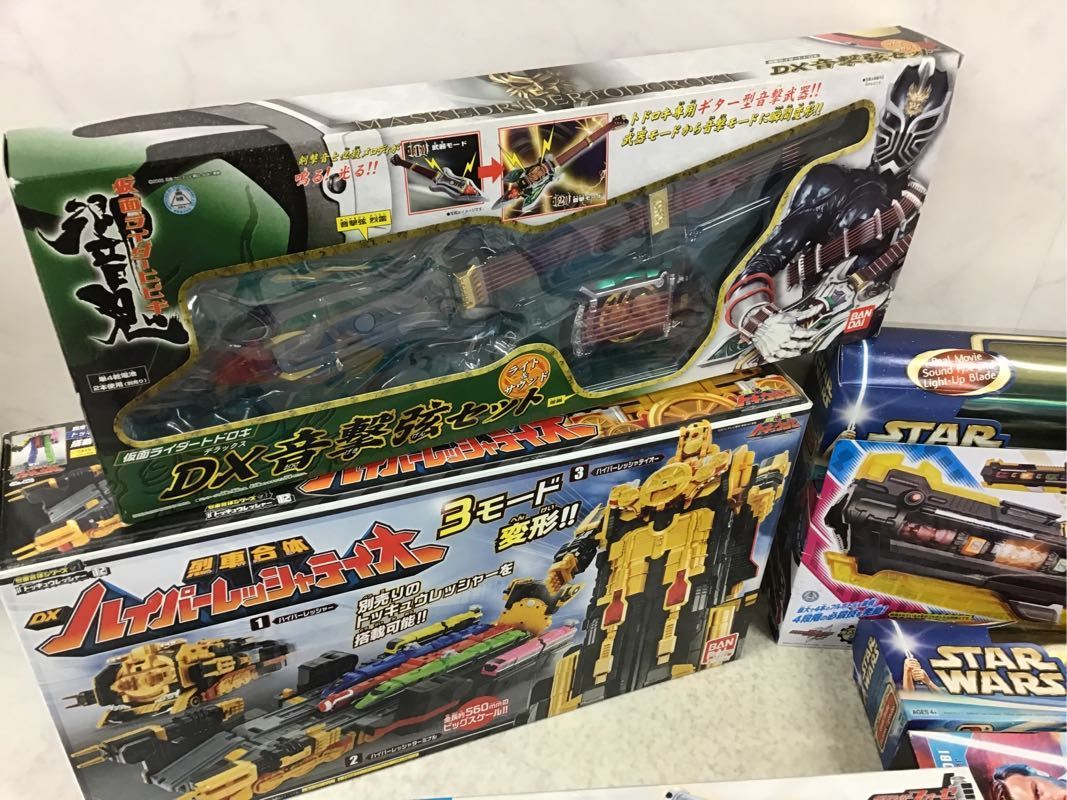 仮面ライダー ビルド 変身セット ドリンクボトル フィギュア3体セット ジャンク 仮面ライダー ビルド 変身セット ドリンクボトル フィギュア3体セット