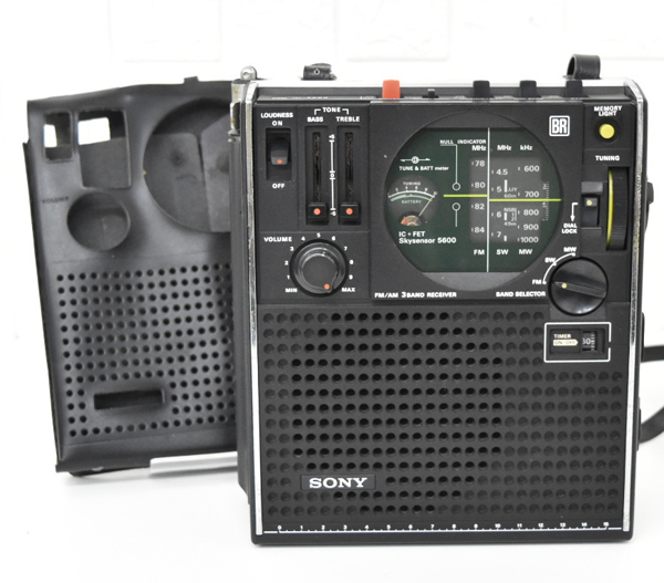 美品・保存版】ソニーの初期トランジスタラジオ【TR-620】 受信