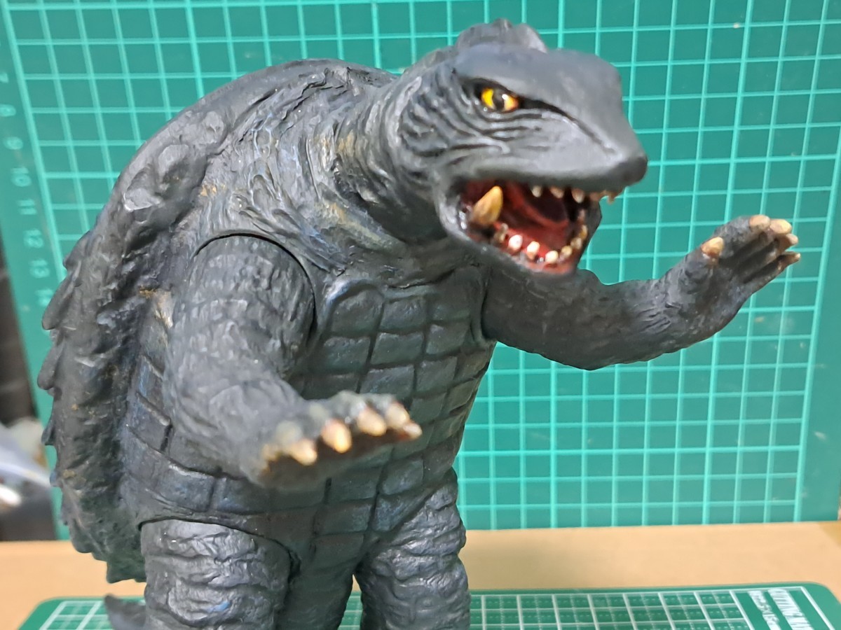 ソフビ怪獣　ガメラ　リペイント ソフビ怪獣 ガメラ 1999 リペイントの通販 by 紙飛行機羽羽s