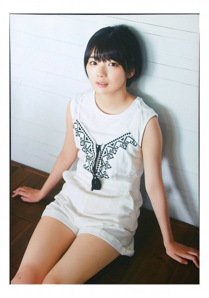 藤吉夏鈴　欅って、書けない？　透けブラ 目立った傷や汚れなし】AB272 藤吉夏鈴（欅坂46/櫻坂46）◇切り抜き 3ページ 切抜きの落札情報詳細 - Yahoo!オークション落札価格検索  オークフリー