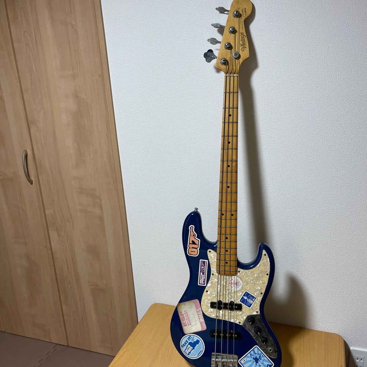 中古エレキギター Vintage born in the states Vintage born in the states developed べース - メルカリ