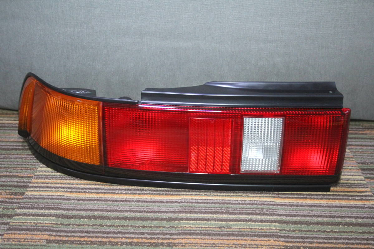 美品 20 後期 ヴェルファイア 純正 テール 左ガーニッシュ側 点灯確認