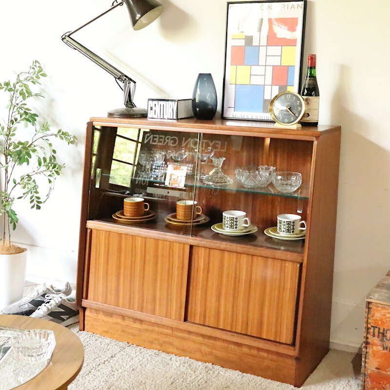 アントステラ家具キャビネット アントステラ パイン材 キャビネット