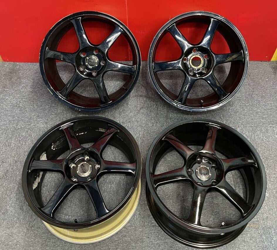 P1レーシング18インチホイールセット PCD114.3 5穴 8j 9j