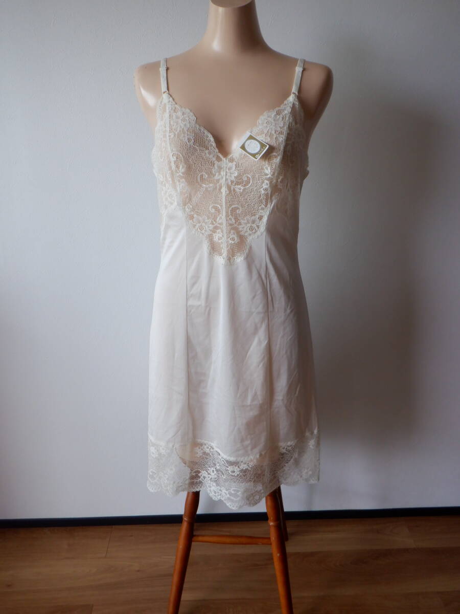 新品 ワコール 豪華レース スリップ Wacoal trefle 85-85 新品