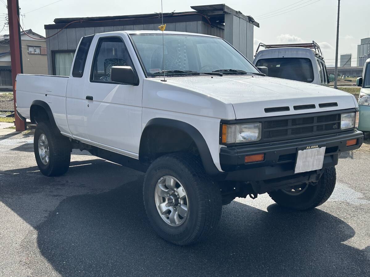 ダットサントラックd21 ハードボディ