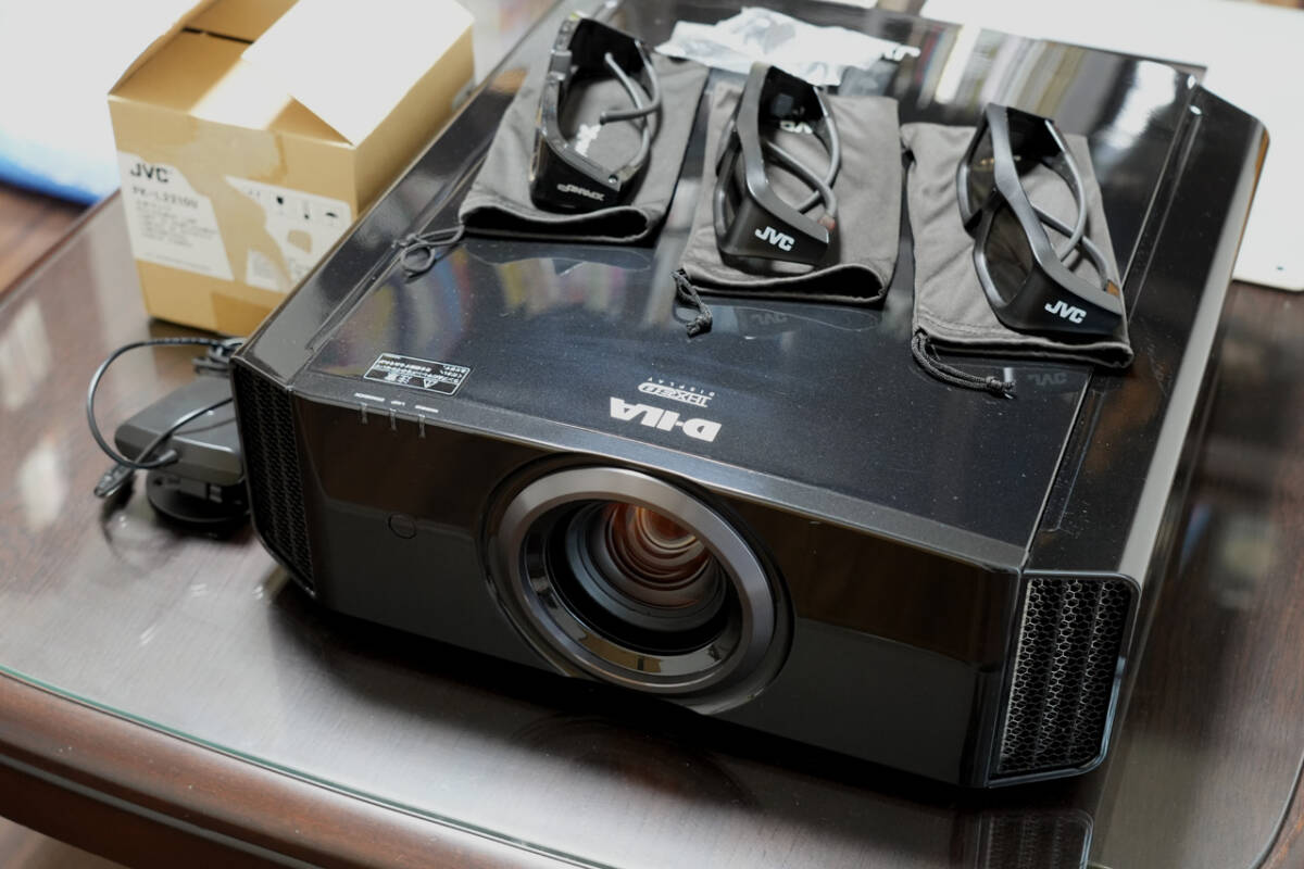JVC D-ILA DLA-X30-Wビクター プロジェクター ビクター 4K JVC D-ILA DLA-X30-Wビクター プロジェクター ビクター 4K