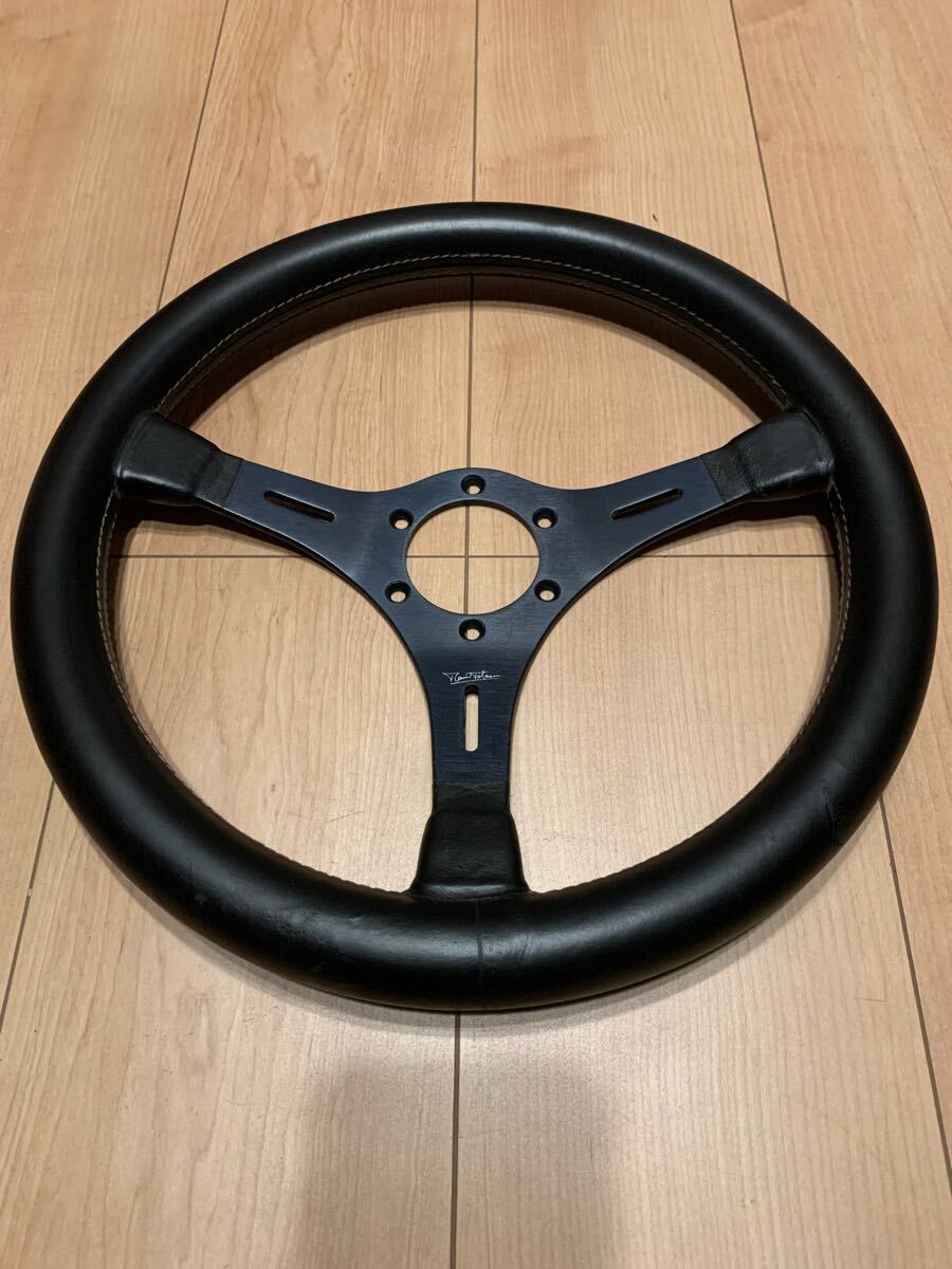 MOMO（モモ）ステアリングロニー・ピーターソン