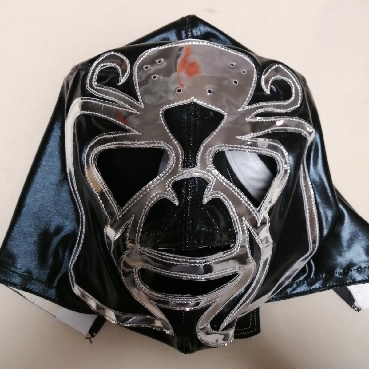 SALE ! ミルマスカラス 黒特殊 銀 鮫口 オーバーマスク メキシコ Yahoo!オークション - ミル・マスカラス 銀特殊 鮫口オーバーマスク メ