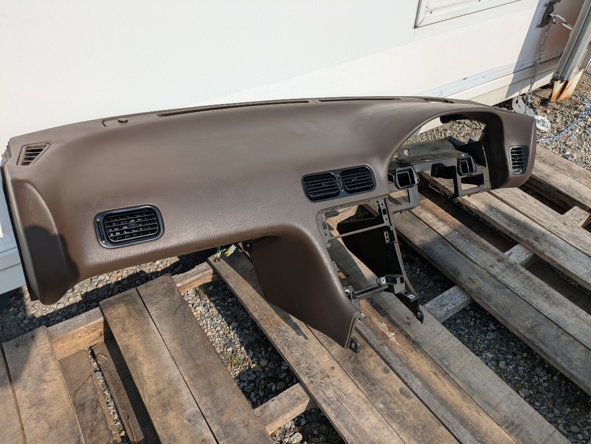 安い ☆日産 S13 シルビア 180SX ☆FRP黒、白 ダッシュボードカバー