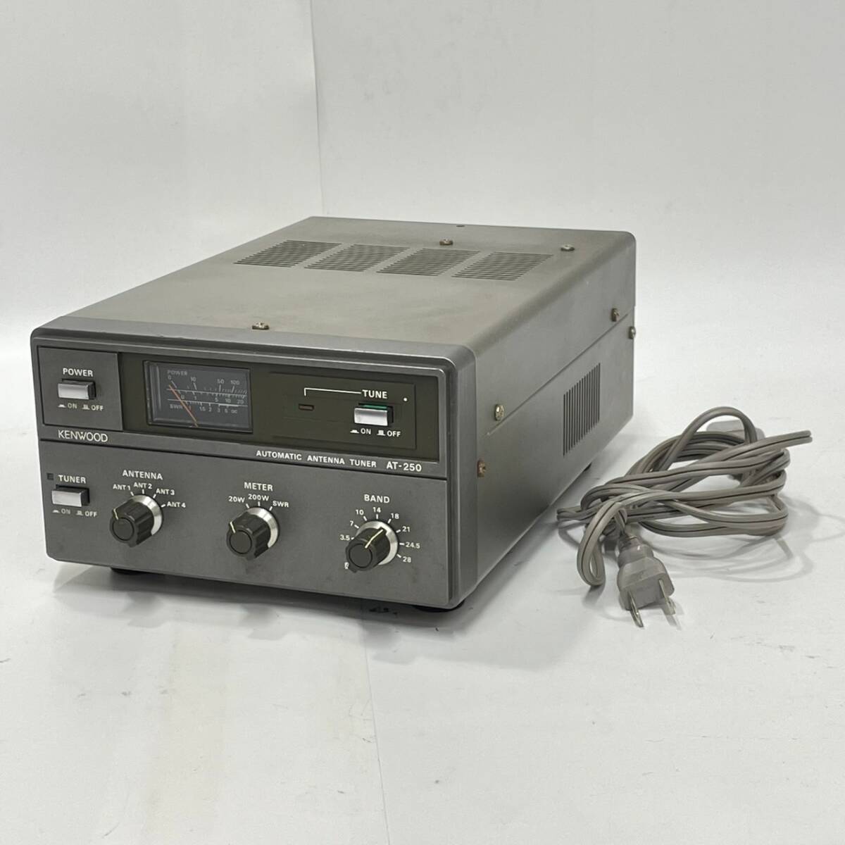 TRIO AT-200 トリオ アンテナチューナー ANTENNA TUNER アンテナ