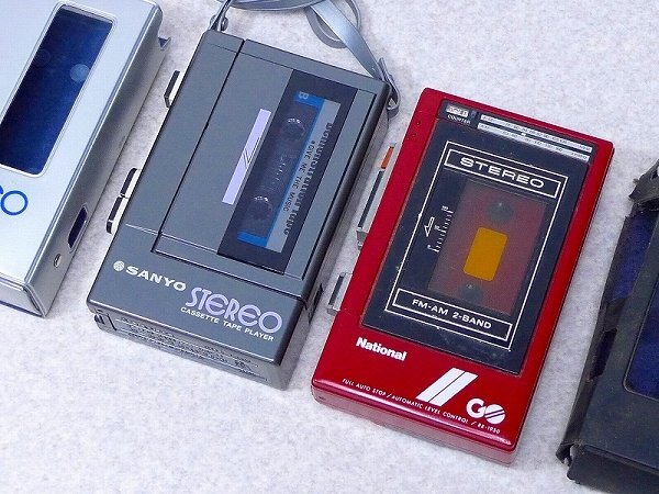 中古】【電化製品】アイドルたんじょう2 パーティーカラオケ ROBO-K07  