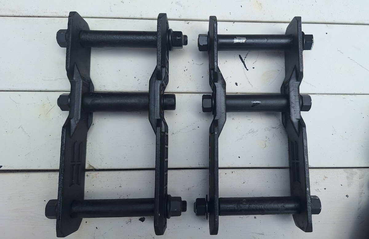 ランクル40 60 70用シャックル ランクル40 シャックル 120mm