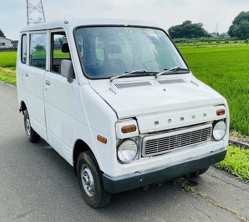 1971年／家中の着やすい夏服・婦人生活7月号付録。【表紙／紀比呂子　】。 1971年／家中の着やすい夏服・婦人生活7月号付録。【表紙／紀