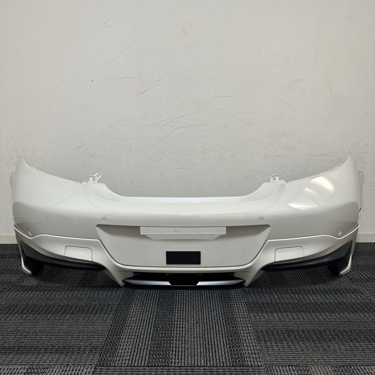 中古】トヨタ 86 ZN6 前期 純正 フロントバンパー 【 K1X
