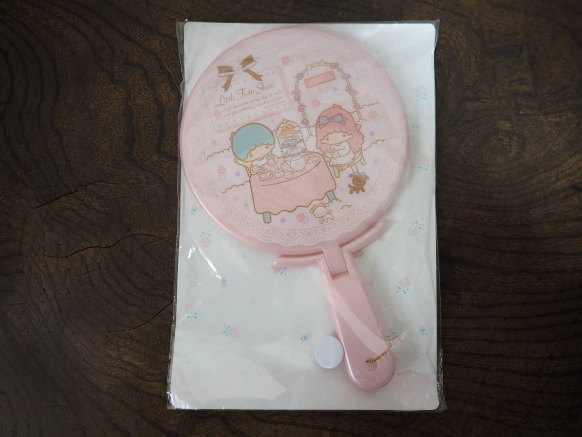 sanrio 1976 旧ロゴ サンリオ 初期 リトルツインスターズ キキララ