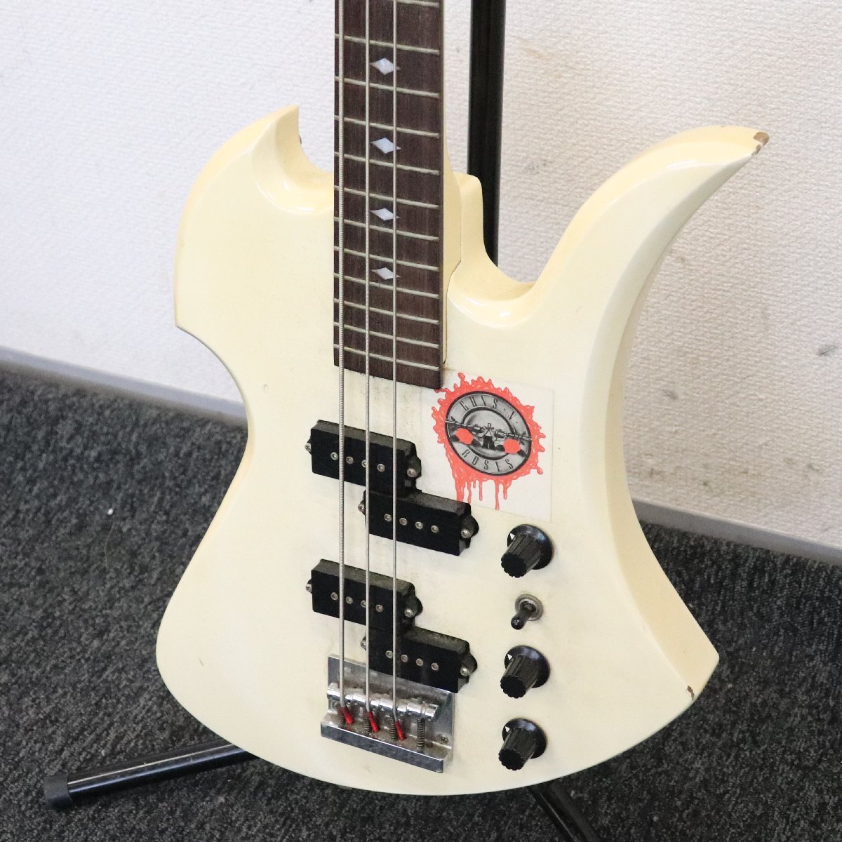 中古】世界に1本！ オーダー ESP モッキンバード エレキベース 赤 80