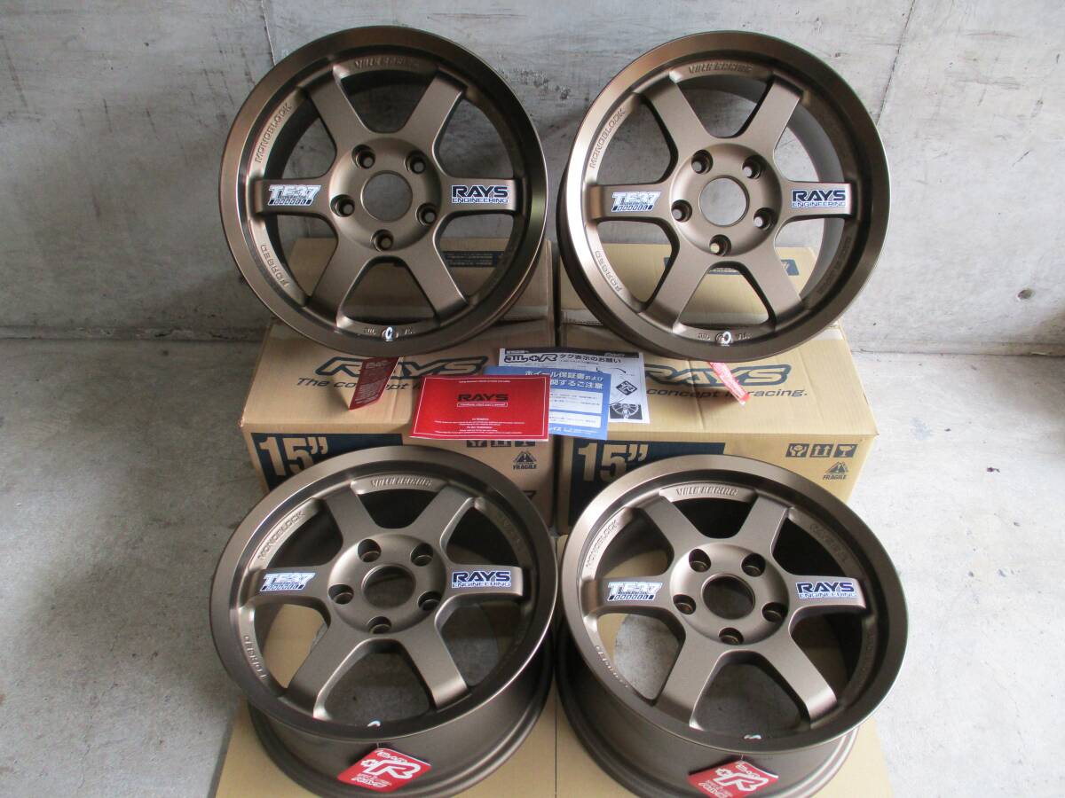 P1レーシング 16インチ 8.5J オフセット プラス27 2本 114.3 5穴 P1
