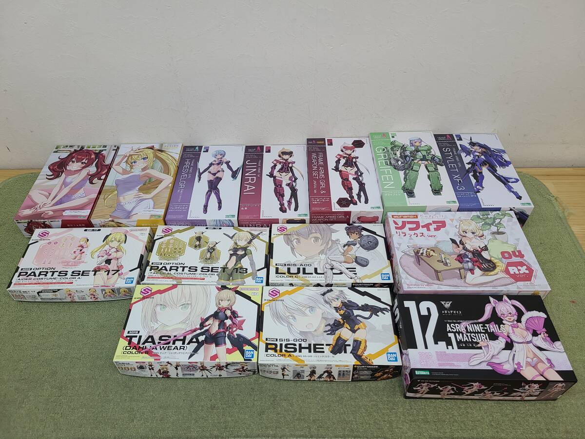 新品】1/12 素体用 (ボテ腹) ガレージキット 【未塗装】【 メガミ 