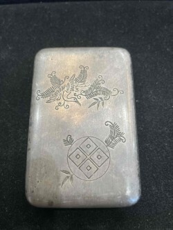 稀少作！ 天皇家御下賜品 純銀製 皇族家紋である十四葉一重裏菊家紋入