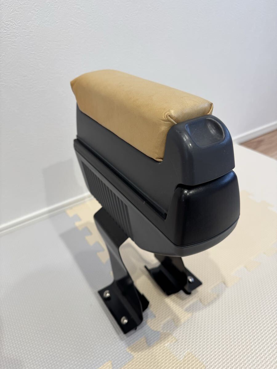 新品】L700 ミラジーノ アームレスト 専用設計 希少 新品 絶版品の落札