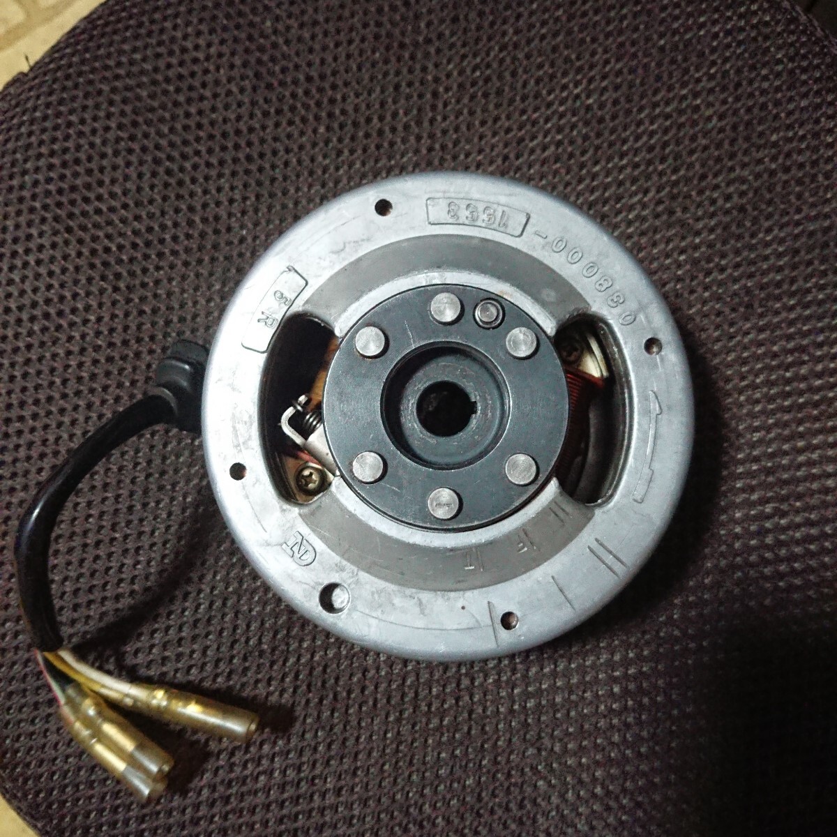 中古】送料無料！12v モンキー ジェネレーターカバーをとめるボルト