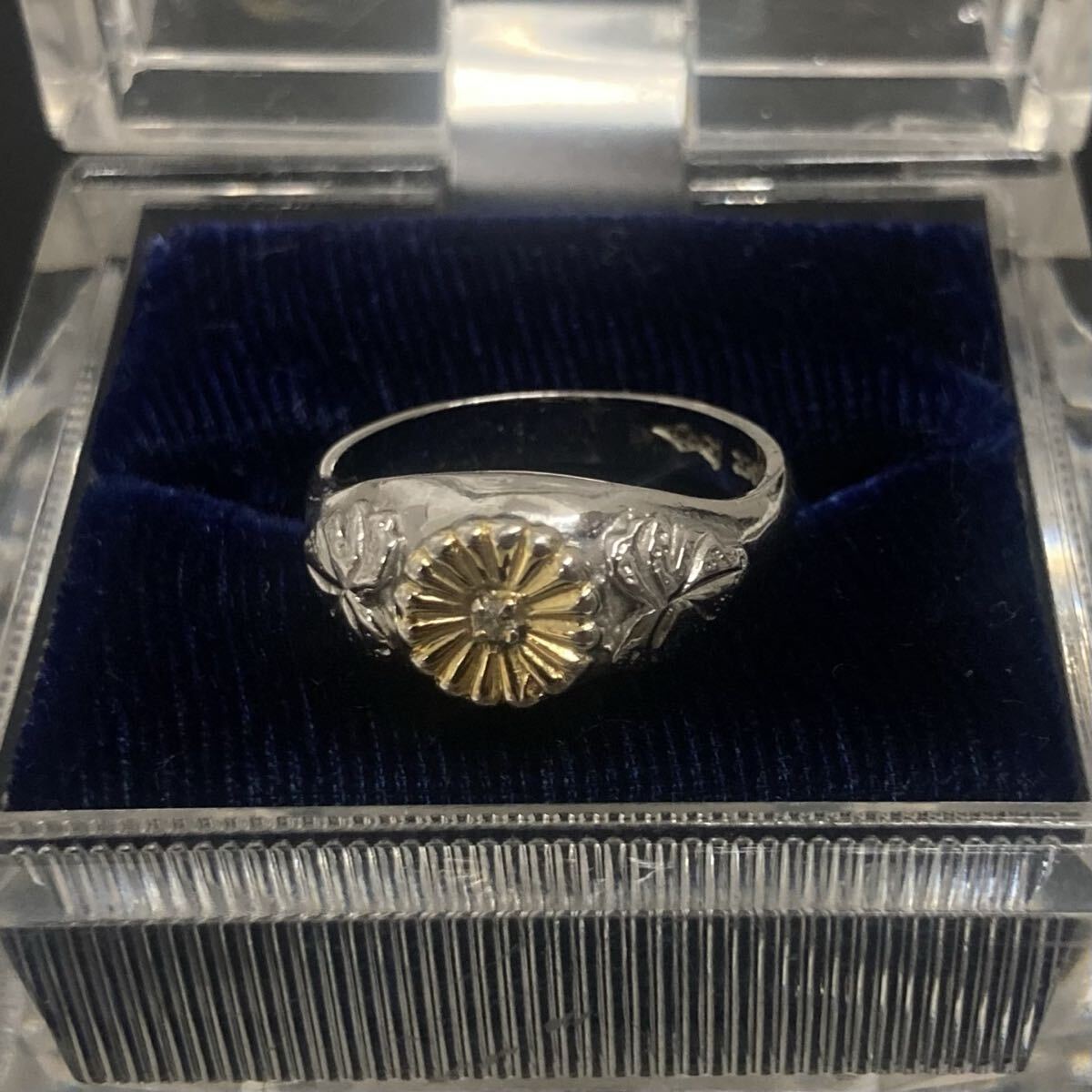 工芸品 アンティークK18金菊花彫 天皇在位50年記念リング 極珍品