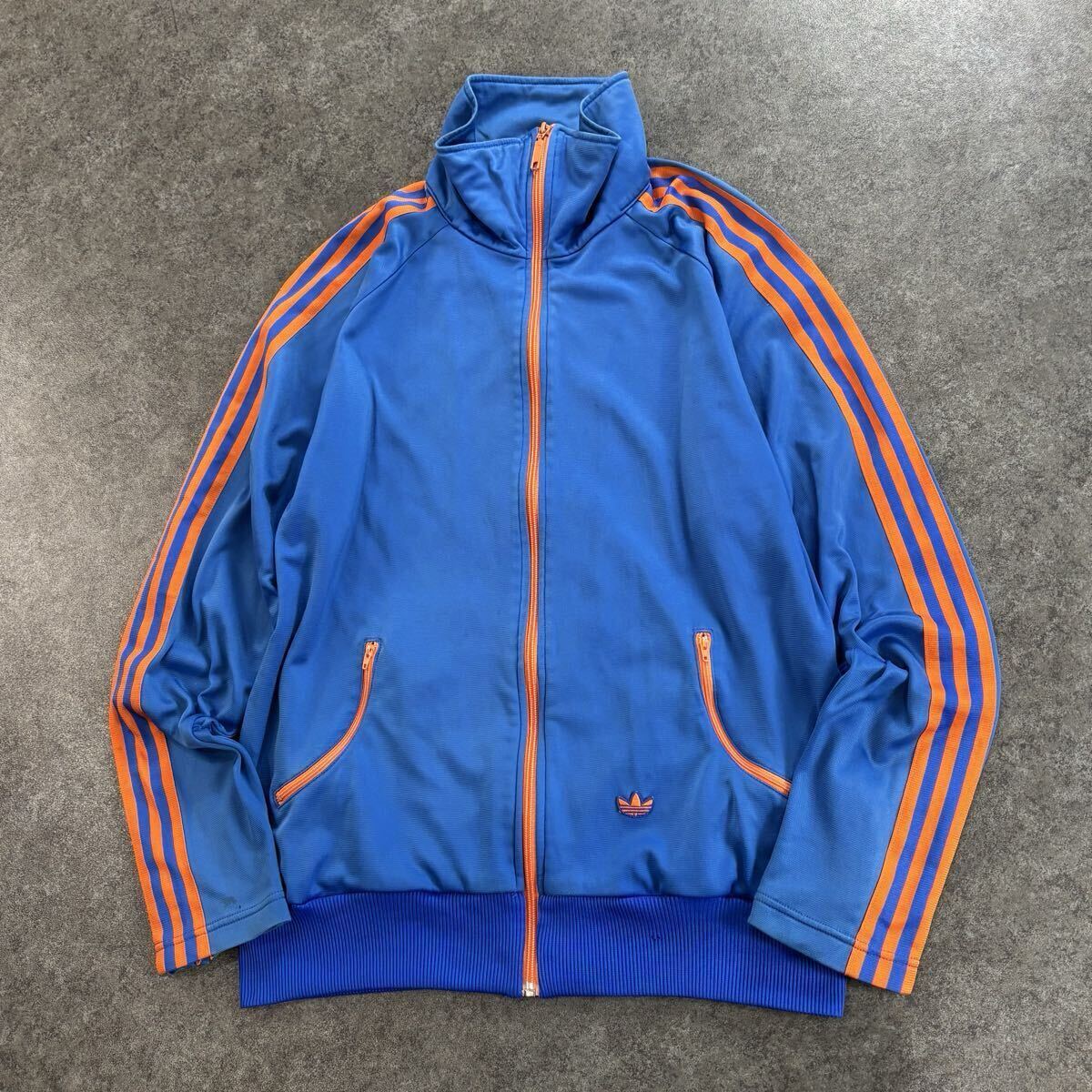 adidas アディダス デサント 日本製 裾先ジッパー 黒 × 白 サイド 