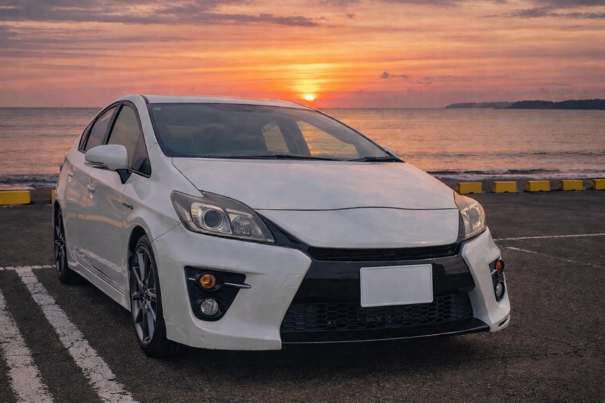 送料無料 PRIUS 50プリウス 純正17インチ用 アクセントピース 1台分 