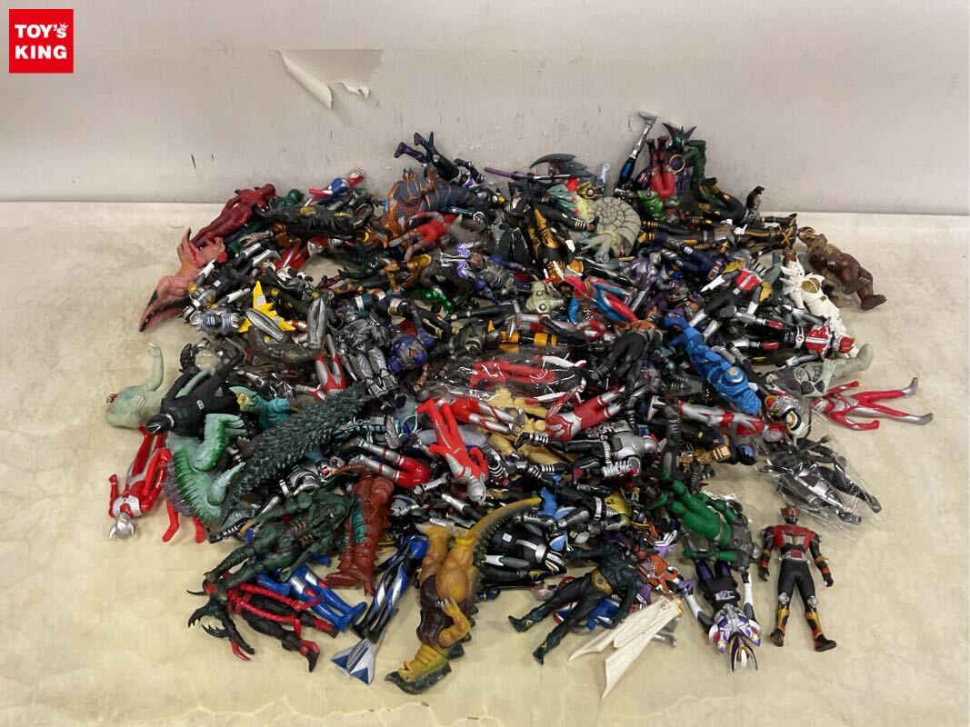ビックサイズ ウルトラマンコスモス 貯金箱の落札情報詳細 - Yahoo