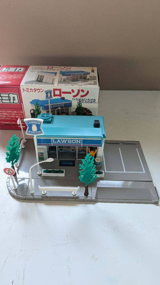 トミカタウン ローソン 旧規格の落札情報詳細 - Yahoo!オークション