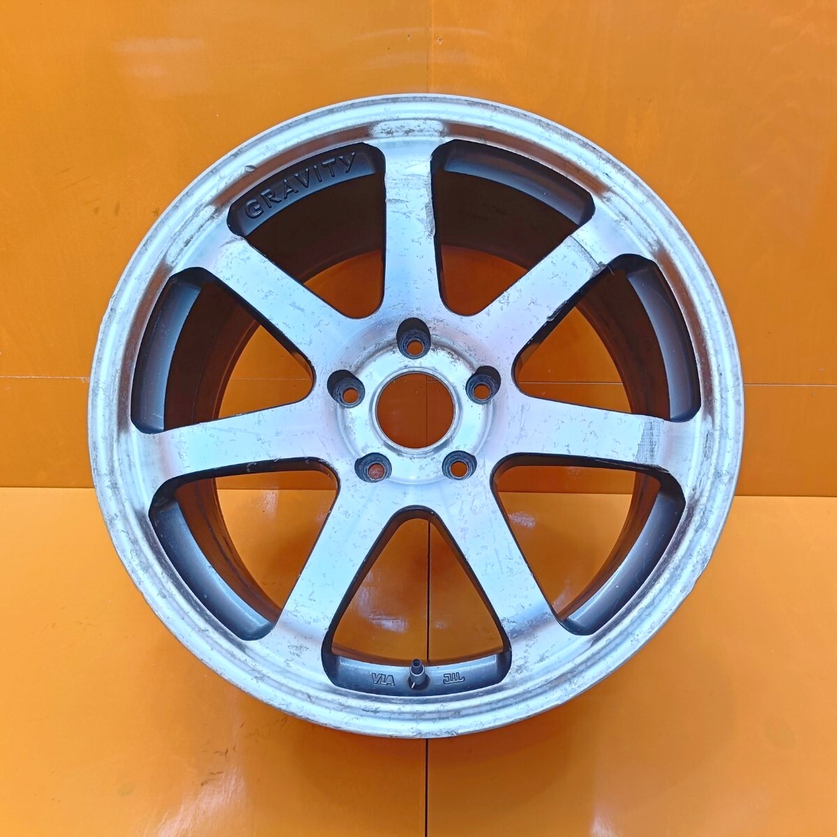 GP SPORTS GRAVITY Gullflame ガルフレイム ホワイト 17インチ 114.3