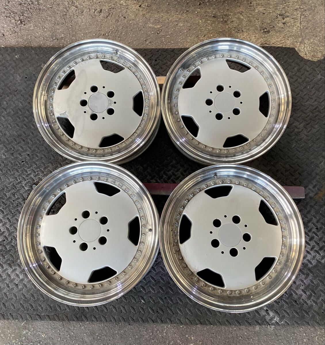 Work 当時物VSKF外し 17インチ 純正 9j+45 中古】WORK VS-KF 17インチ 9.5J オフセット-27 ピッチ114.3 5穴 【2本