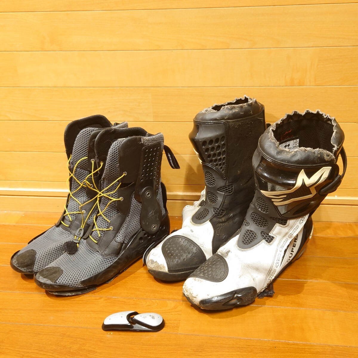 新品】限定品 Alpinestars スーパーテックR 芳賀 レプリカ EU42