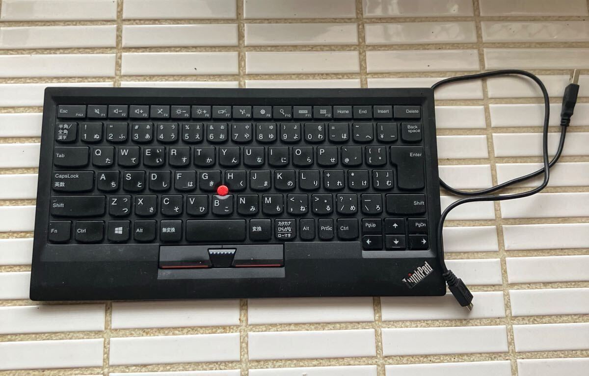 Lenovo ThinkPad USBトラベルキーボード 日本語 トラックポイント付