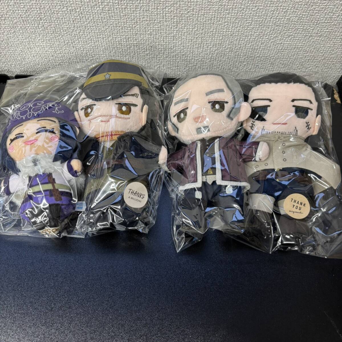 新品】尾形百之助 TVアニメ ゴールデンカムイ 寝そべりぬいぐるみ の 