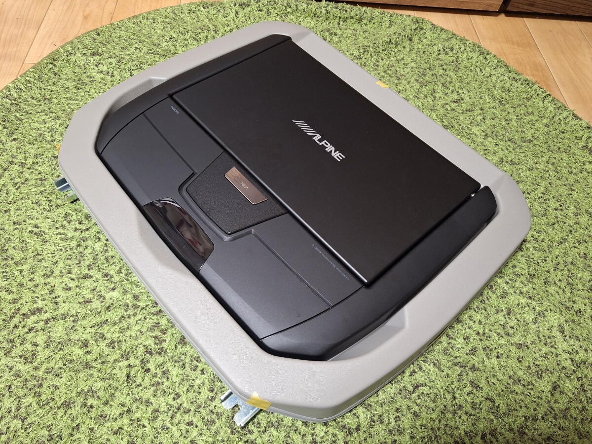 中古】アクアにアルパイン 8インチ HDDナビを！！ VIE-X088 パネル 