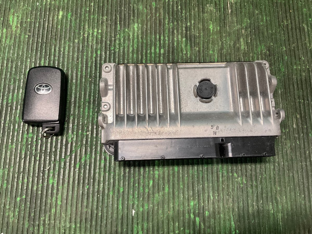 アルファード GGH25 20系 トヨタ純正 オーディオアンプ セット 3点