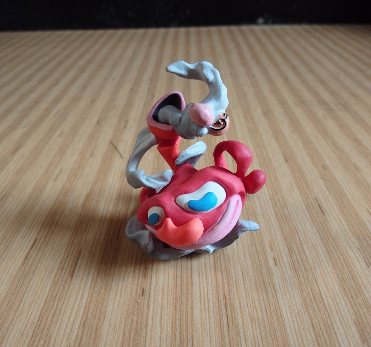 ハクション大魔王 アクビちゃん 魔法の壺 陶器製 ツボ 花瓶 大型 全高