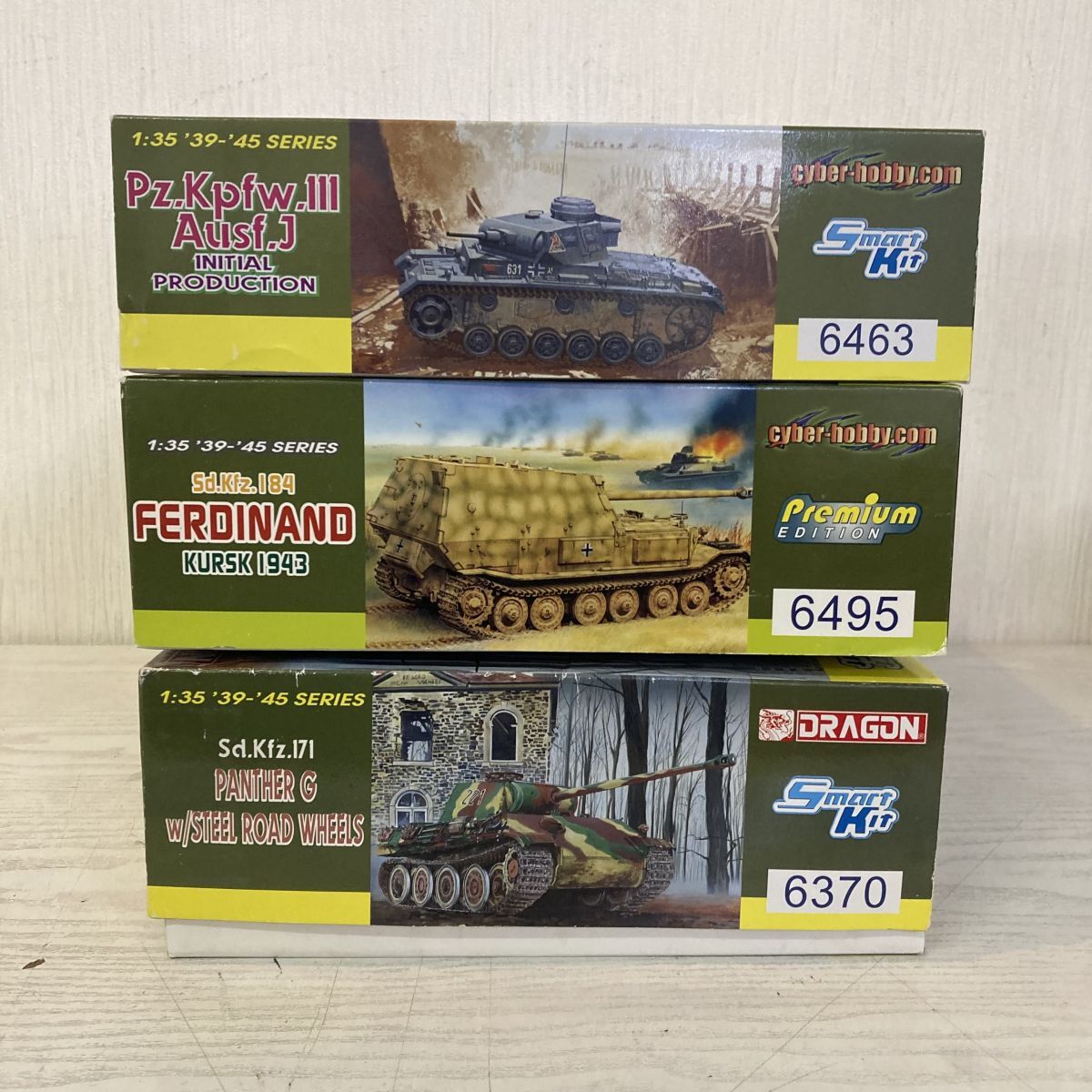 mBH829c [未組立] アリイ 1/76 ミリタリー秘密 指令 基地 集合ジオラマ