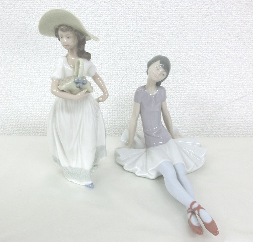リヤドロ LLADRO 5377 A Touch of Class 女性 リヤドロ LLADRO 5377 A