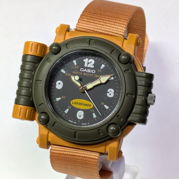 新品】CASIO カシオ DPX-200 デジタルコンパス 未使用の完動品ですの
