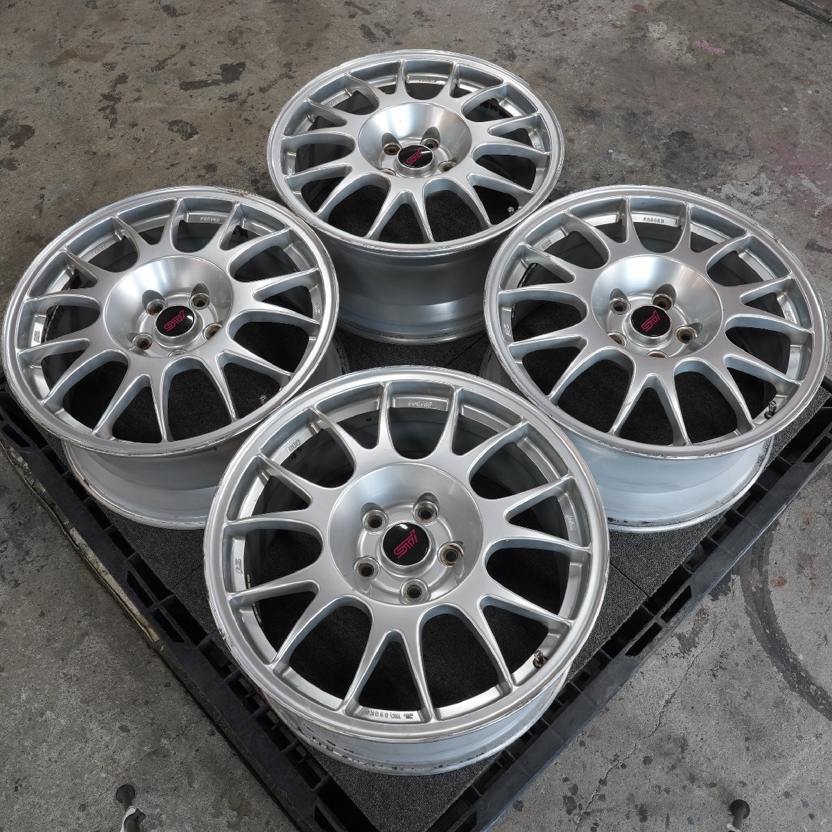 OZ RACING フッツーラ モノブロック ゴールド ホイール 4本 4/5H-100