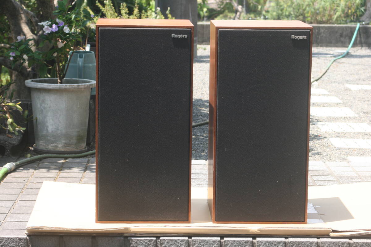 中古】ロジャース LS7tやStudio1a用 スピーカースタンド ROGERS S-40