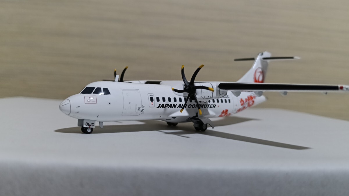 1/144 ボンバルディアDHC8-Q400 日本エアコミューター JAL ANA 1/200の
