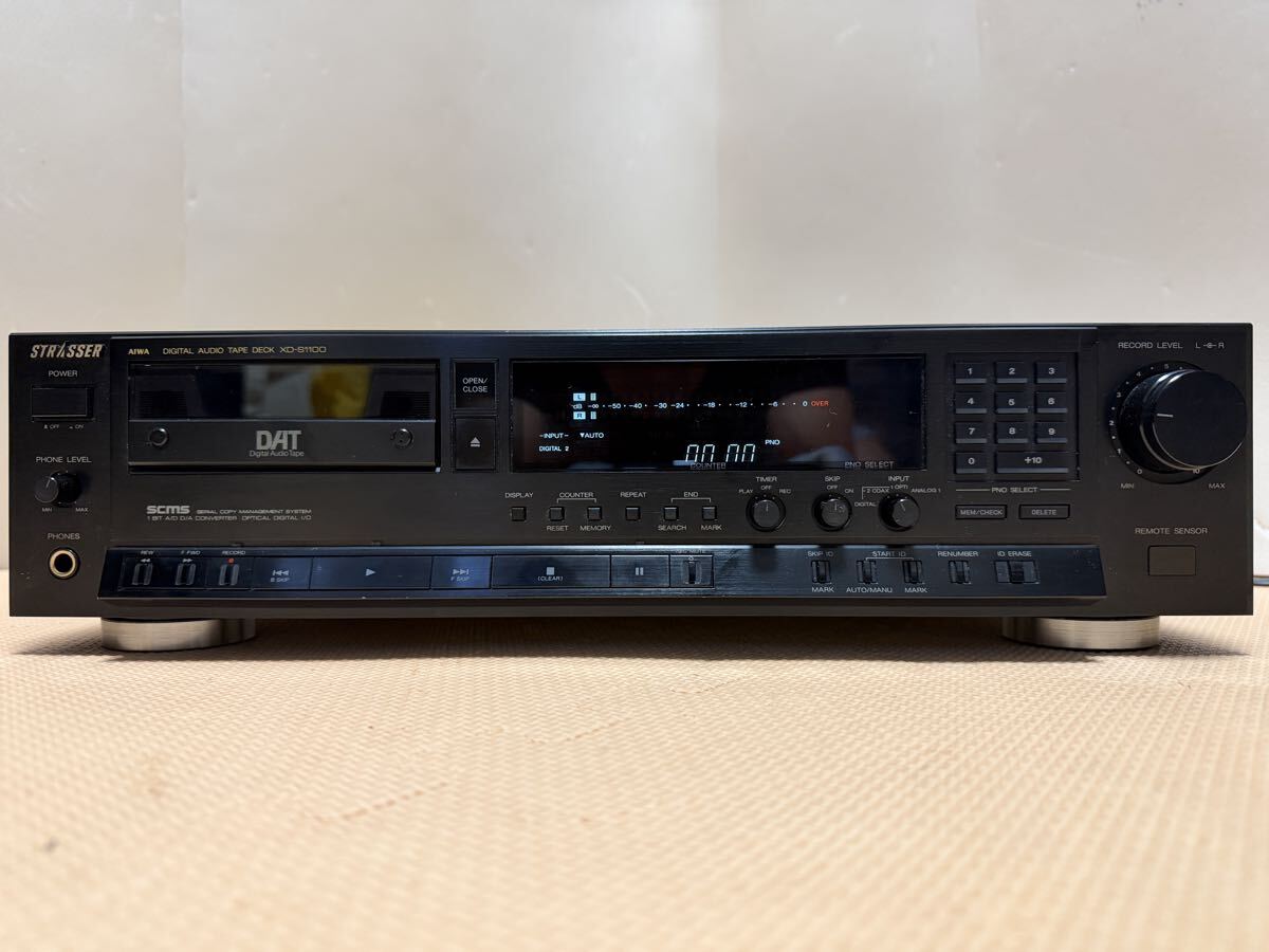 ☆AIWA HD-S1 HDA-1 DAT TAPE RECORDER STRASSER ポータブルDAT アイワ