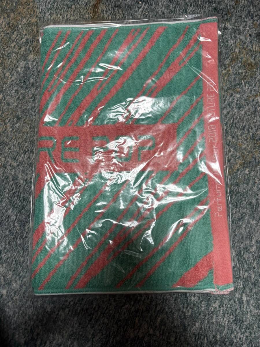 新品】 激レア 全新未使用 Perfume Future Pop 販促ポスターの落札情報